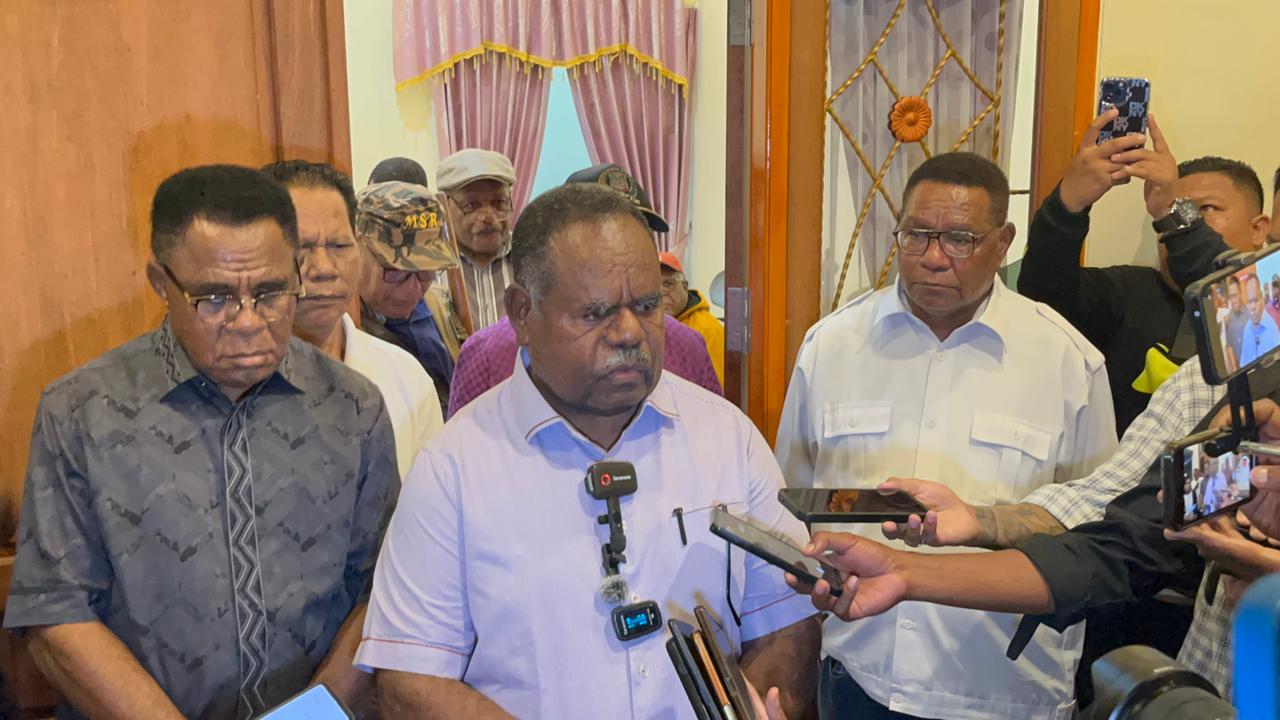 Gubernur Elisa Kambu Tegaskan Kedamaian dan Penegakan Hukum Usai Kerusuhan Sorong