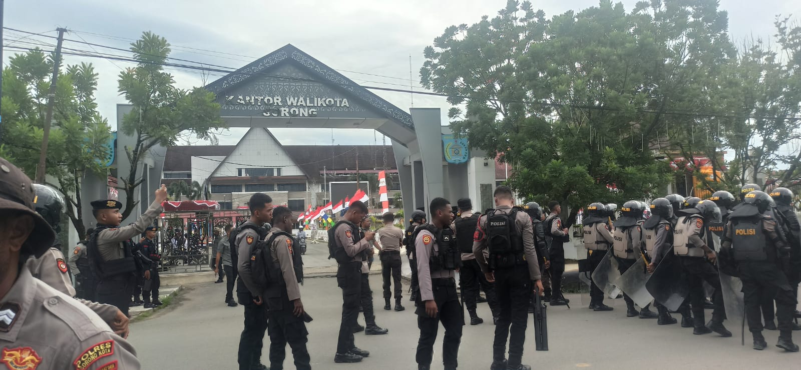 Kepala Suku Yapen Barat Utara: Duduk Bersama Solusi Utama Redam Konflik Sorong