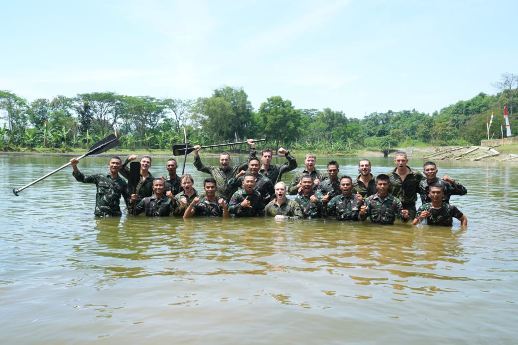 Small Boat Training Ambil Bagian Dalam Operasi Amfibi di Super Garuda Shield 2025