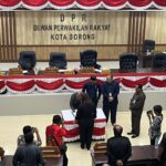 Wakil Ketua DPR Kota Sorong Buka Rapat Paripurna XIV Penyerahan Ranperda RPJMD 2025–2030
