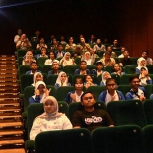 Lanud Sultan Hasanuddin Ajak Anak Sekolah Angkasa, Nonton “Believe”, Tanamkan Nilai-Nilai Positif