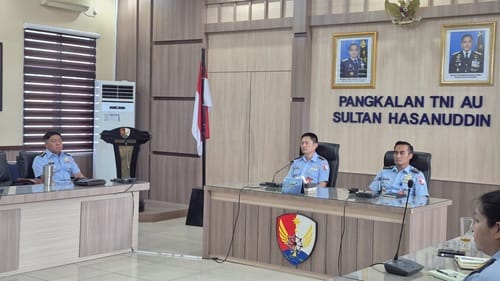 Taklimat Akhir Audit Itkoopsudnas Perode II TA 2025 di Lanud Sultan Hasanuddin