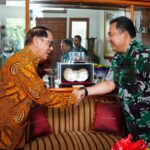 Dansesko TNI Anjangsana Dengan Mantan Panglima TNI Jenderal TNI (Purn) Endriartono Soetarto