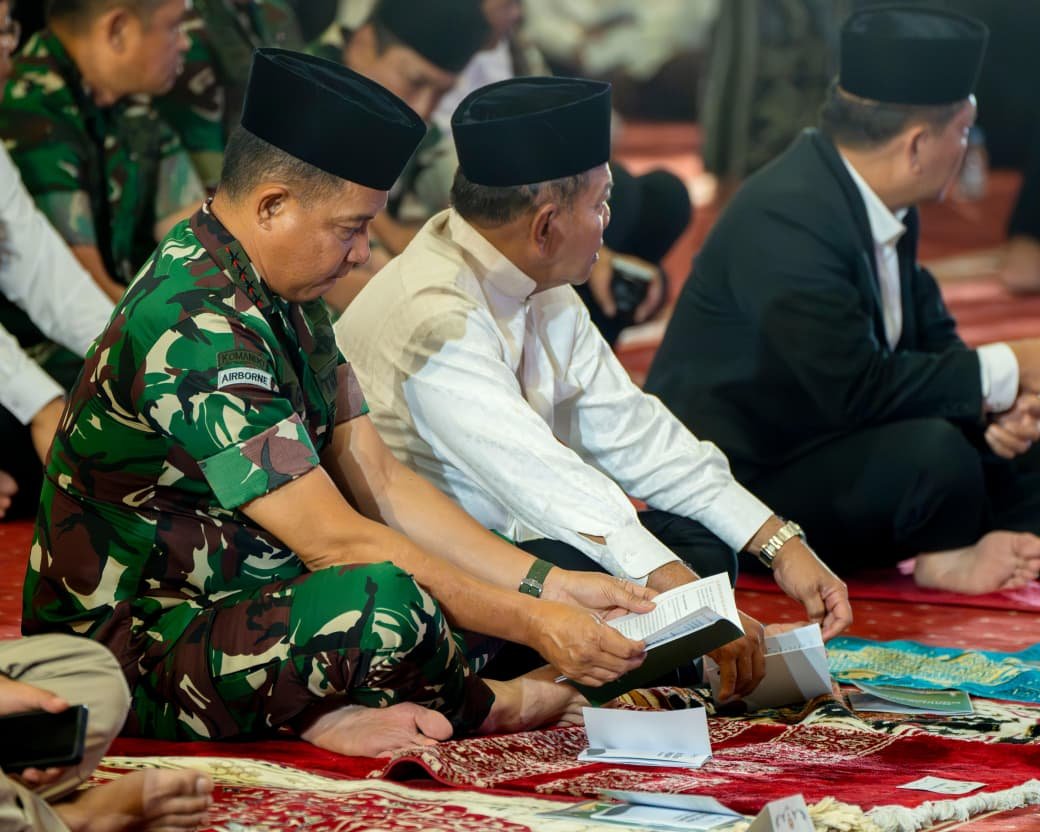 Panglima TNI Hadiri Peringatan Maulid Nabi Muhammad SAW 1447 H di Masjid Istiqlal