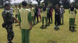 Danramil Sananwetan Beri Pembekalan Bela Negara pada Peserta LDKS SMPN 6 Kota Blitar