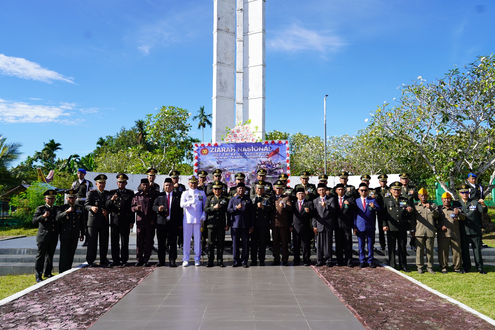 Ziarah Nasional HUT Ke-80 TNI di TMP Trikora : Momentum Kebersamaan, Doa, dan Semangat Juang