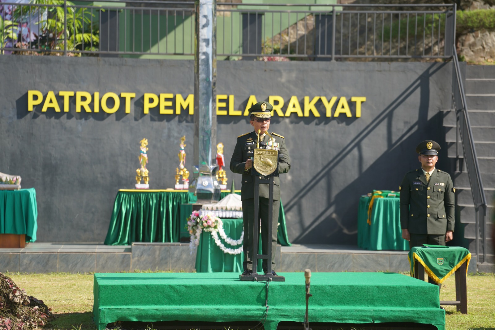 Kodam XVIII/Kasuari Rayakan HUT ke-80 TNI dengan Meriah : Dari Rakyat, Oleh Rakyat, untuk Rakyat