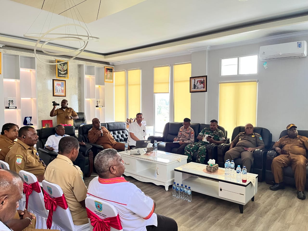 Rapat Ke-3 Persiapan HUT ke-74 Theofani, Pemkab Maybrat Tekankan Penguatan Keamanan dan Kolaborasi Lintas Sektor