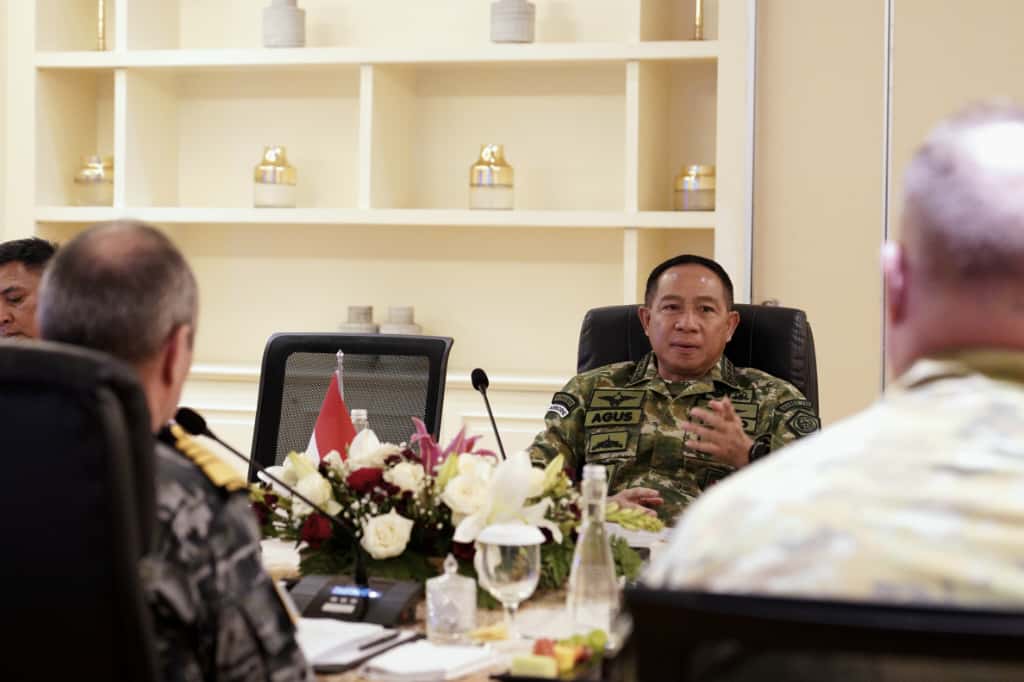 Panglima TNI dan Panglima Australia Teguhkan Komitmen Kerja Sama Pertahanan Indonesia–Australia Panglima TNI dan Panglima Australia Teguhkan Komitmen Kerja Sama Pertahanan Indonesia–Australia