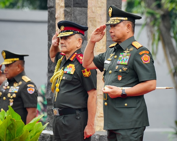 Perkuat Hubungan Pertahanan, Panglima TNI Terima Kunjungan Pangab India Perkuat Hubungan Pertahanan, Panglima TNI Terima Kunjungan Pangab India