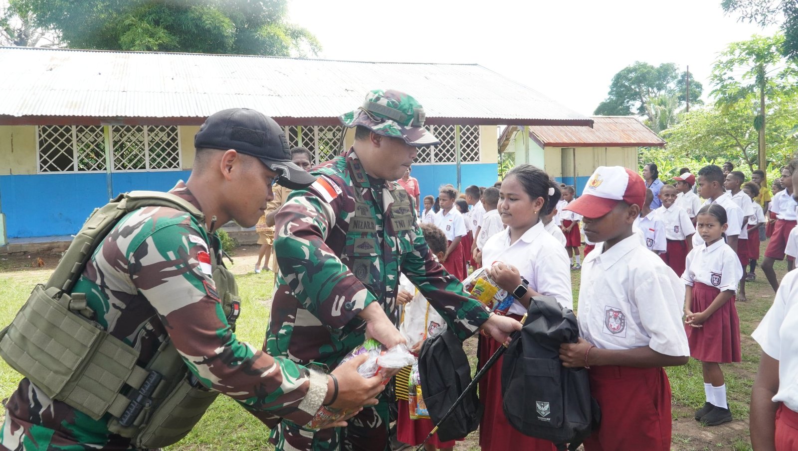 Tulis Harapan dari Perbatasan: Satgas 312/KH Tanam Semangat Belajar Anak Papua