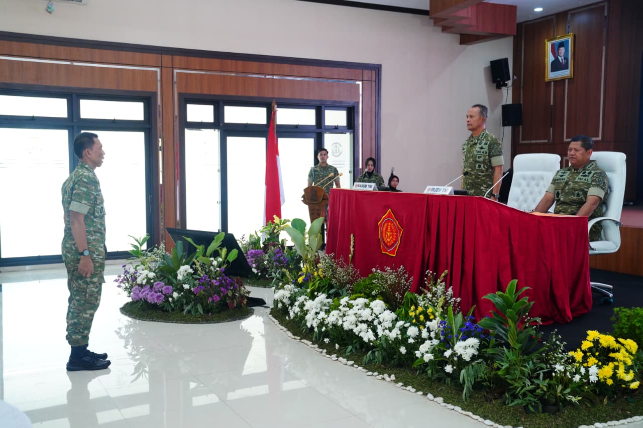 Kasum TNI Buka Taklimat Awal Audit Ketaatan dan Kinerja Itjen TNI Periode IV TA 2025