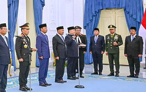 Panglima TNI Hadiri Pelantikan Komisi Percepatan Reformasi Kepolisian di Istana Merdeka