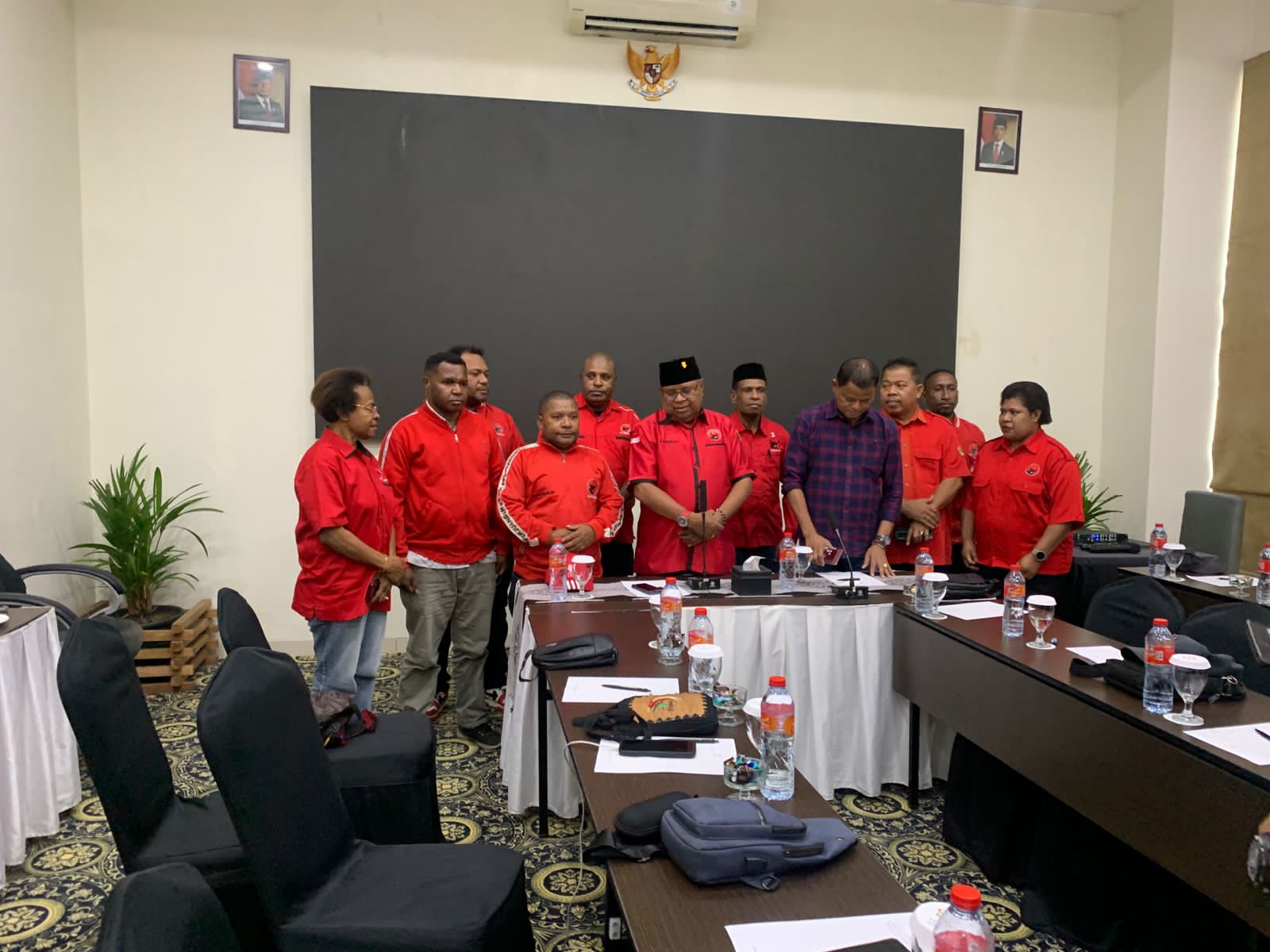 Samsudin Anggiluli Resmi Pimpin DPD PDI Perjuangan Papua Barat Daya Periode 2025-2030, Siapkan Konverda di Kota Sorong
