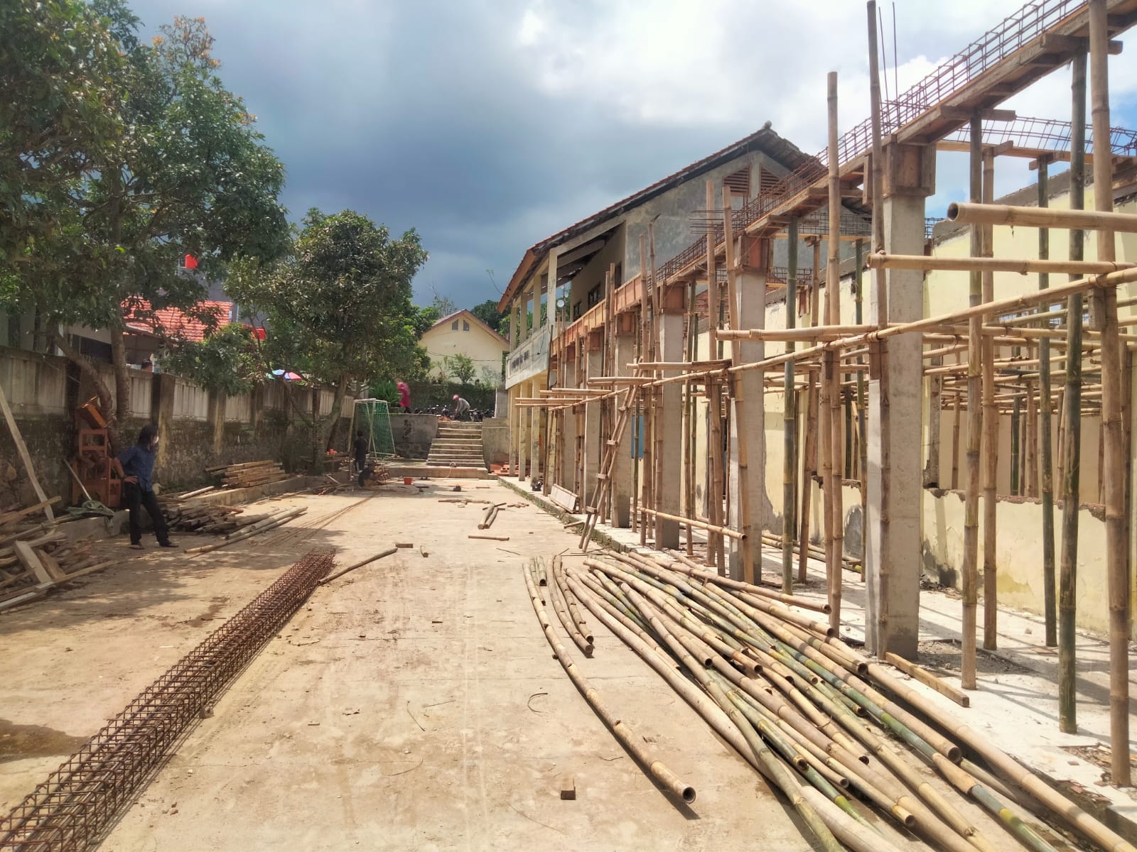 Revitalisasi SMA Al-Jihad: Komitmen Pemerintah Tingkatkan Kualitas Sarana Pendidikan di Kabupaten Bogor