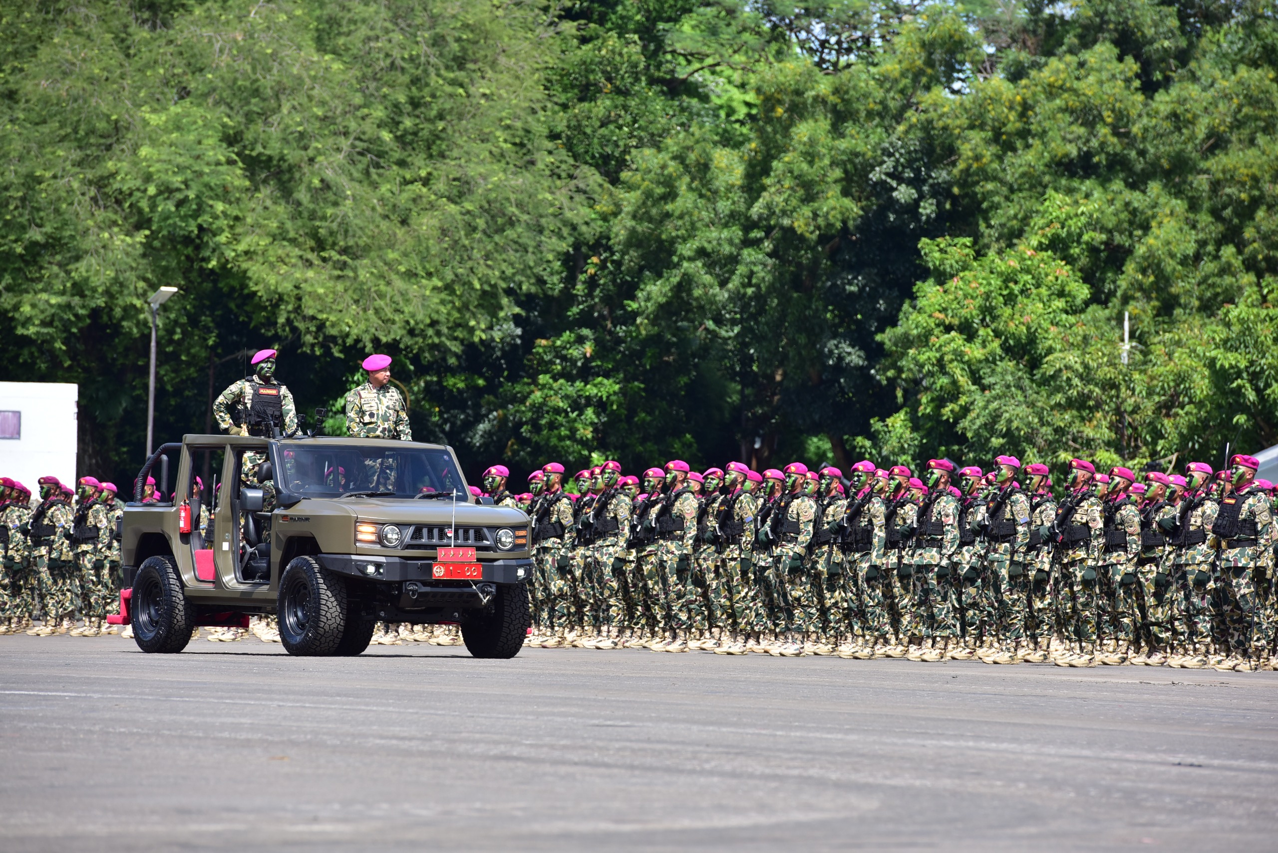 Panglima TNI Dikukuhkan sebagai Warga Kehormatan Pasukan Pendarat Korps Marinir