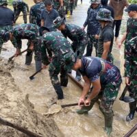 TNI Gerak Cepat di Aceh: Evakuasi, Bantuan Logistik, dan Posko Kesehatan Dimaksimalkan