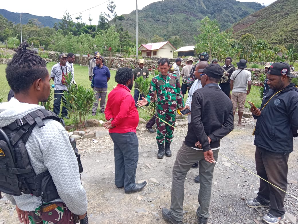 Babinsa Koramil 1714-01/Mulia Mendukung Program Nasional, Percepatan Pembangunan KDKMP Babinsa Koramil 1714-01/Mulia Mendukung Program Nasional, Percepatan Pembangunan KDKMP
