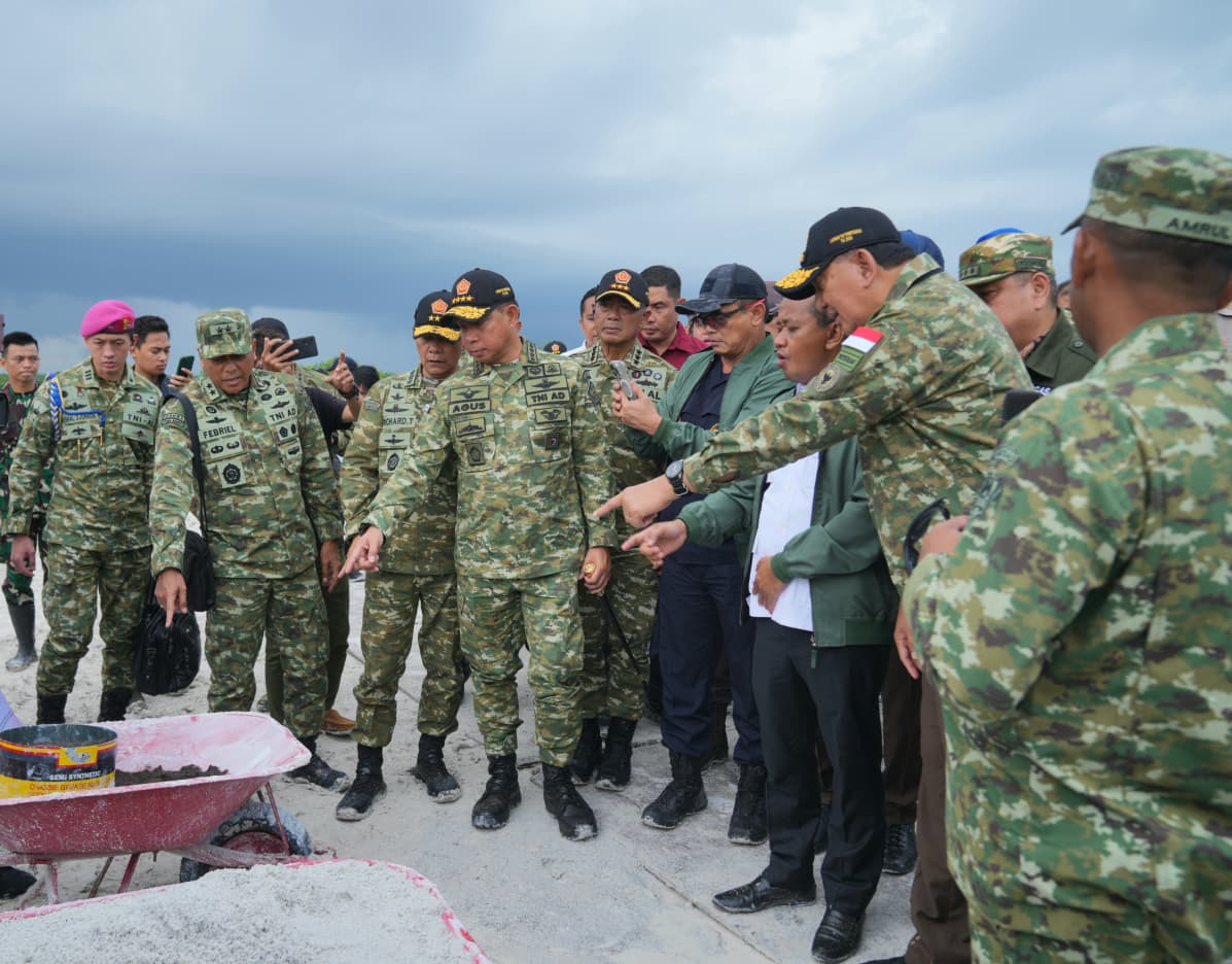 Negara Tidak Boleh Kalah : Menhan RI dan Panglima TNI Pimpin Penertiban Tambang Ilegal