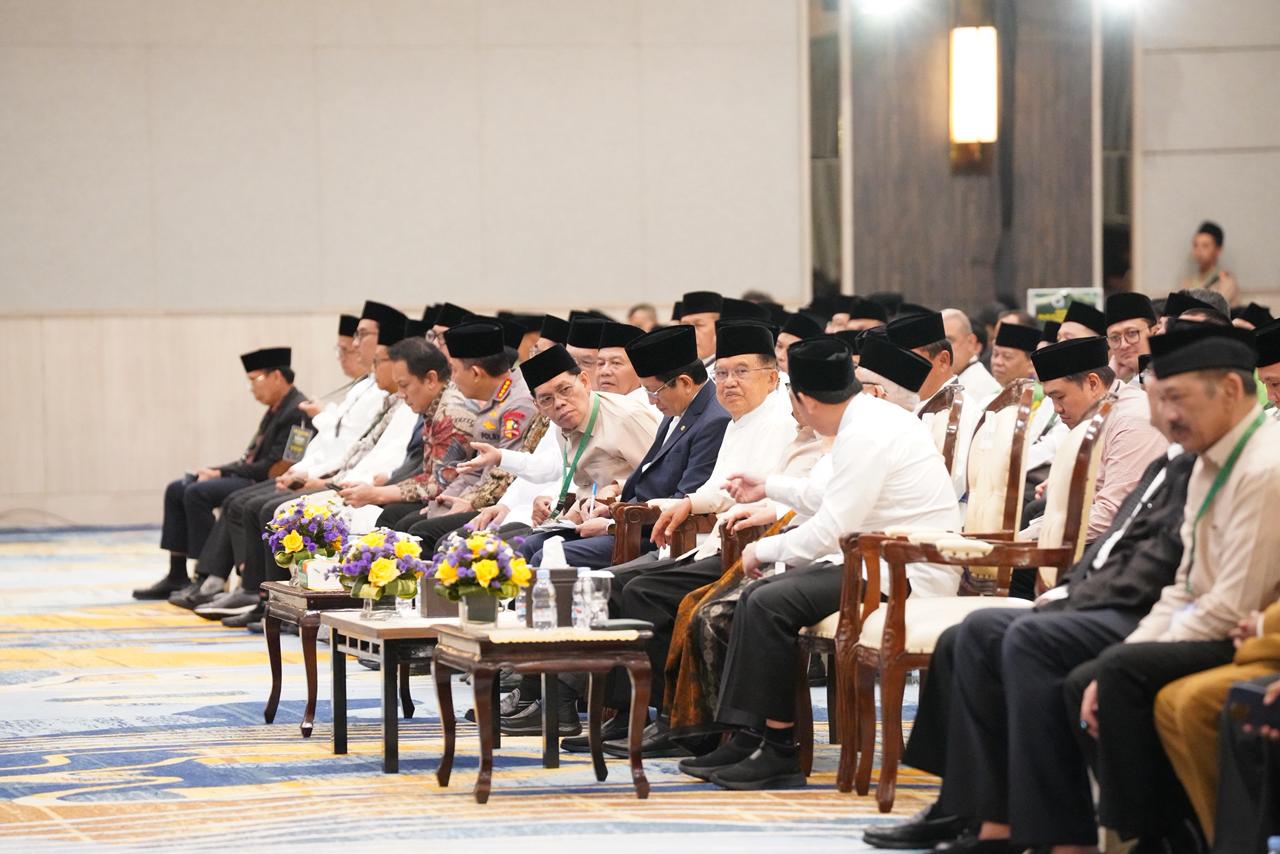 Irjen TNI Hadiri Pembukaan Musyawarah Nasional XI Majelis Ulama Indonesia Tahun 2025 Irjen TNI Hadiri Pembukaan Musyawarah Nasional XI Majelis Ulama Indonesia Tahun 2025