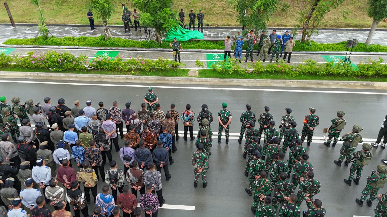 Dandim 0913/PPU Jadi Komandan Apel Gelar Kunjungan RI 2