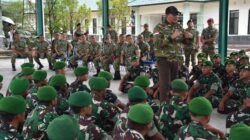 Danrem 181/PVT Sambut Kedatangan Menhan RI beserta rombongan di Yon TP 806/SI