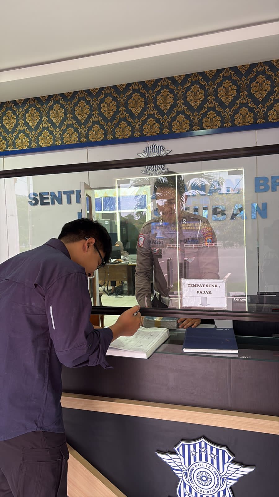 Tak Lagi Bingung, Warga Tuban Kini Paham Ambil BPKB Berkat Bimbingan Polisi