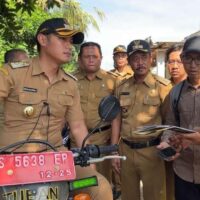 Kunjungan Mas Lindra Tinggalkan Haru: “Kami Merasa Tidak Sendiri” Kata Warga