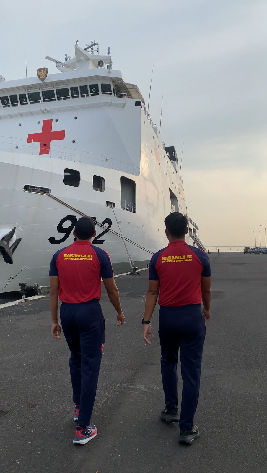 Tanjung Datu-301 Salurkan Bantuan Korban Bencana di Sumatra