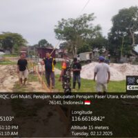 Siap Wujudkan Kesejahteraan Masyarakat, Babinsa Giripurwa Dampingi Pembangunan Koperasi Merah Putih