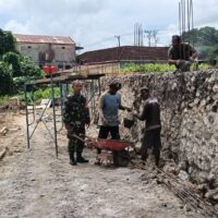 Wujudkan Kesejahteraan Masyarakat Binaan, Babinsa Girimukti Dampingi Pembangunan Koperasi Merah Putih