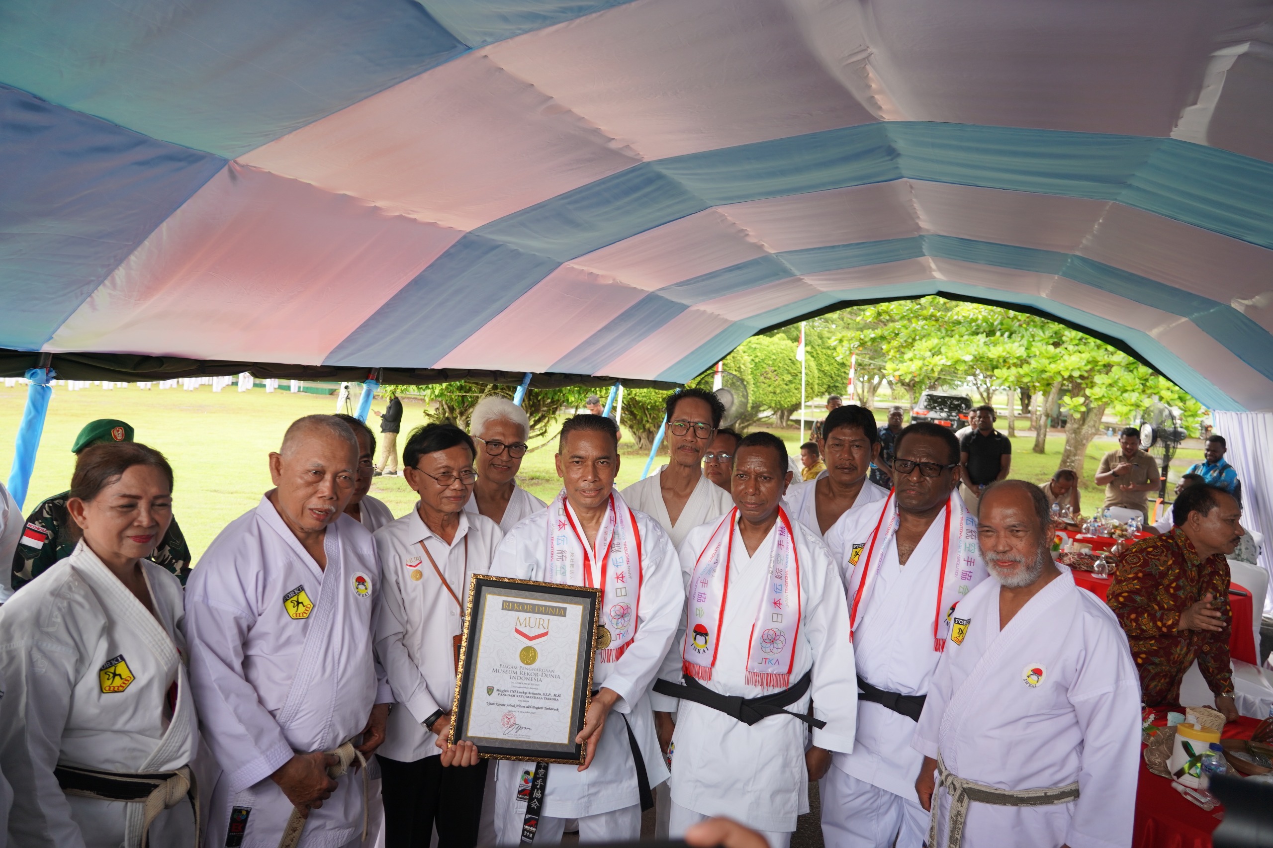 1.683 Prajurit Kodam XXIV/MT Raih Sabuk Hitam, Pecahkan Rekor MURI