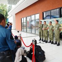 Bantuan Tanpa Henti: Pesawat Udara, Kapal Perang, hingga Pasukan Jalan Kaki Menembus Daerah Terisolir