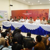 Panglima TNI: 36.636 Personel Dikerahkan Tangani Bencana di Wilayah Sumatera