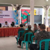 Babinsa Desa Girimukti Hadiri Musdes, Bahas KPM BLT Dana Desa