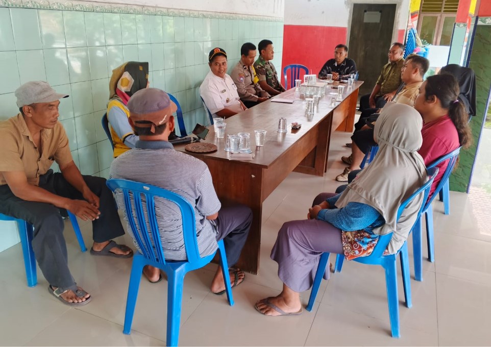 Melalui Komsos, Babinsa Dawuhan Ajak Para Pemuda Jauhi Narkoba Melalui Komsos, Babinsa Dawuhan Ajak Para Pemuda Jauhi Narkoba