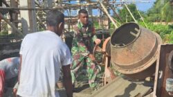 Hadir di Tengah Masyarakat, Babinsa Kodim 1505/Tidore Gotong Royong Bantu Pengecoran Masjid Hadir di Tengah Masyarakat, Babinsa Kodim 1505/Tidore Gotong Royong Bantu Pengecoran Masjid