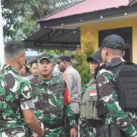 Aparat Gabungan TNI-Polri Laksanakan Sweeping Pasca Perang Suku di Kwamki Narama