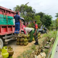 Babinsa Bukit Subur Kawal Penyaluran Gas Elpiji 3 Kg Bersubsidi