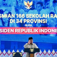 Panglima TNI Dampingi Presiden Prabowo Resmikan 166 Sekolah Rakyat