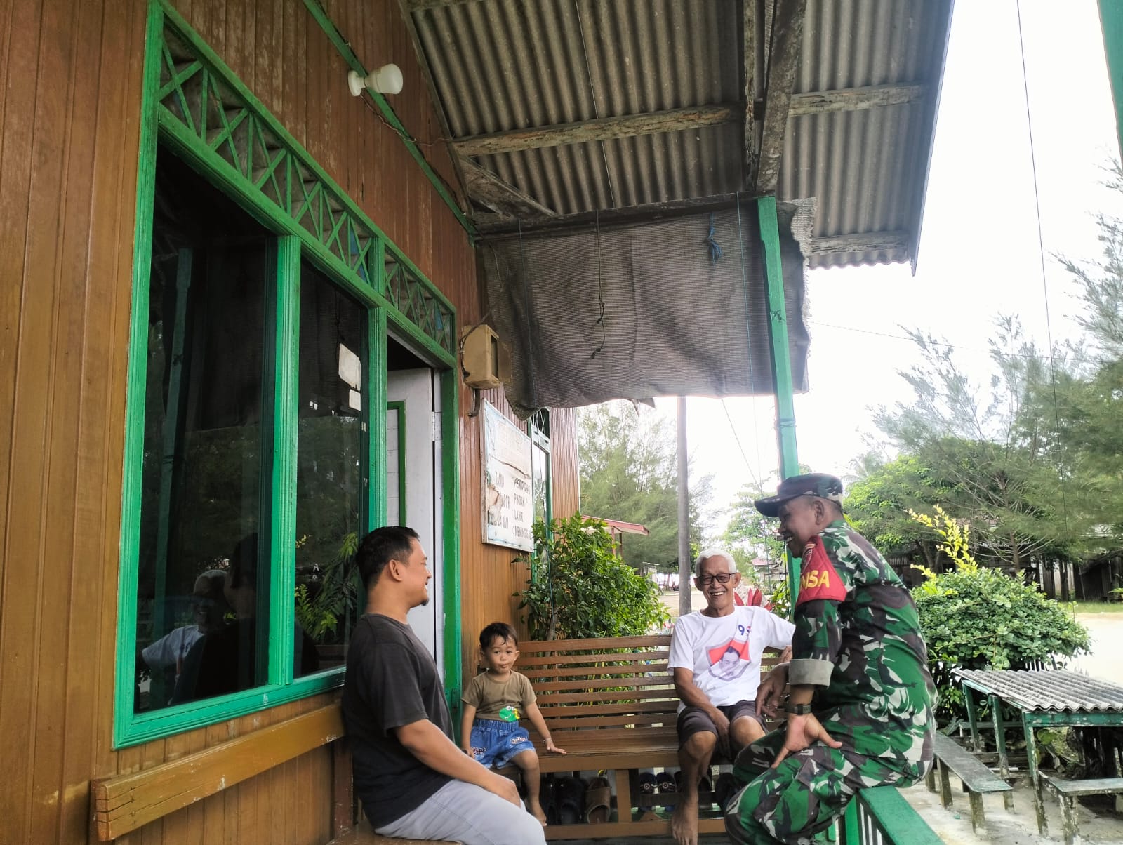 Babinsa Koramil Penajam Jadikan Komsos Sebagai Media Jalin Silaturahmi Bersama Warga Binaan