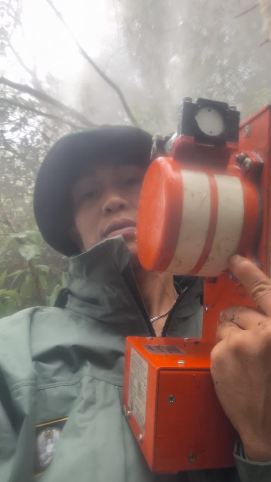 Prajurit TNI Temukan Black Box ATR 42-500