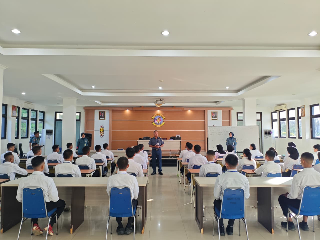 Kodaeral XIII Laksanakan Tes Psikologi Calon Prajurit Bintara dan Tamtama PK TNI AL Gel. I Tahun 2026 Kodaeral XIII Laksanakan Tes Psikologi Calon Prajurit Bintara dan Tamtama PK TNI AL Gel. I Tahun 2026