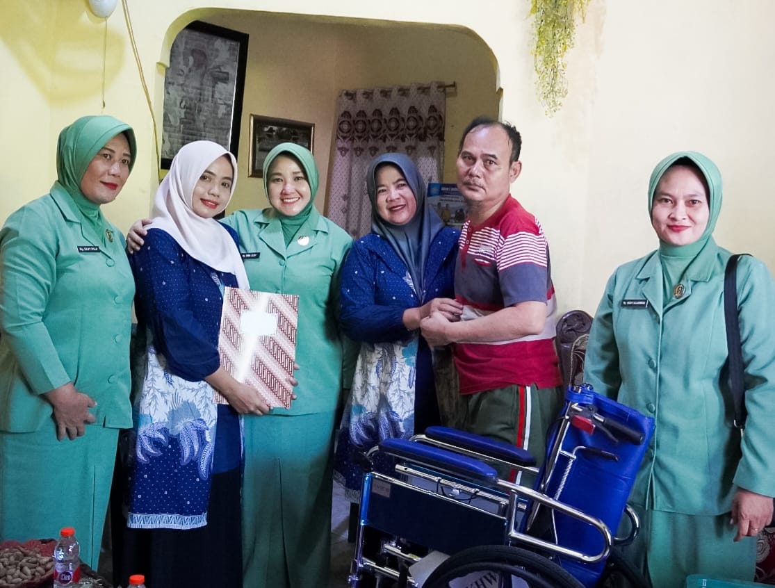 Persit Kodim Bojonegoro Gelar Anjangsana dan Salurkan Bantuan Sembako