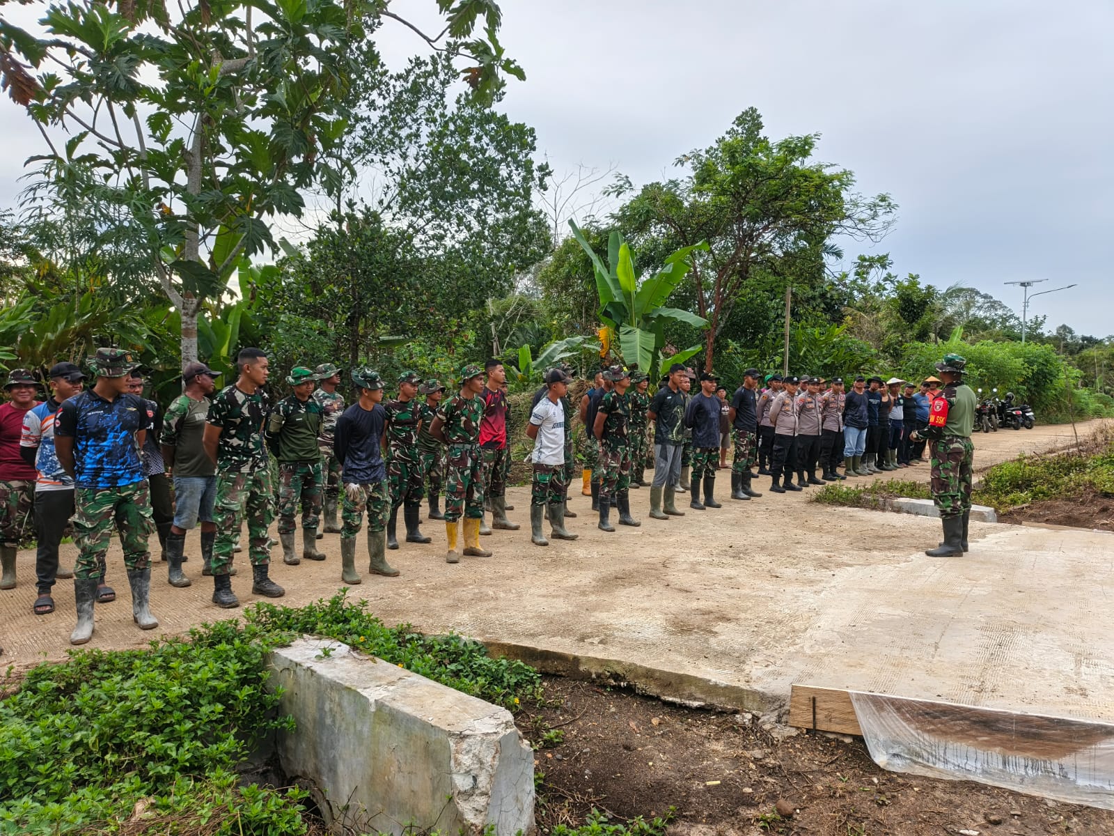 Apel Pagi Jadi Kunci Sukses Pelaksanaan Sasaran Fisik TMMD Wiltas Ke-127 Apel Pagi Jadi Kunci Sukses Pelaksanaan Sasaran Fisik TMMD Wiltas Ke-127