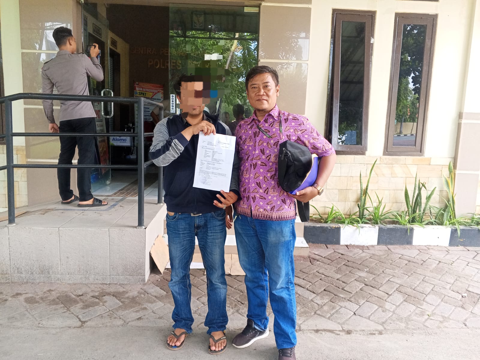 SS Warga Wonokerso Resmi Dilaporkan ke Polres Probolinggo atas Dugaan Pelanggaran ITE SS Warga Wonokerso Resmi Dilaporkan ke Polres Probolinggo atas Dugaan Pelanggaran ITE