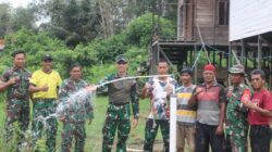 Dansatgas TMMD Wiltas Ke-127 Tinjau Lokasi TMAB dan MCK di Kampung Tering Lama