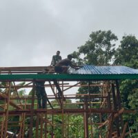 Progres Nyata TMMD Ke-127, Atap RTLH Mulai Terpasang