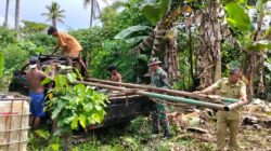 Personel TMMD Ke-127 Kodim 1514/Morotai Pasang Mesin Bor Air di Desa Falila