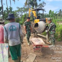 TNI AD Pacu Pembangunan Jembatan Gantung Equator, Akses Warga Kampung Alai Segera Terhubung